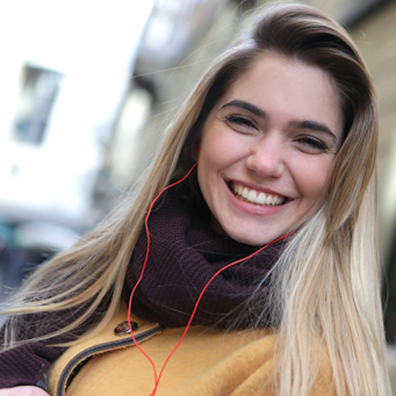 How to Make Your Hair Look Great in Every Photo